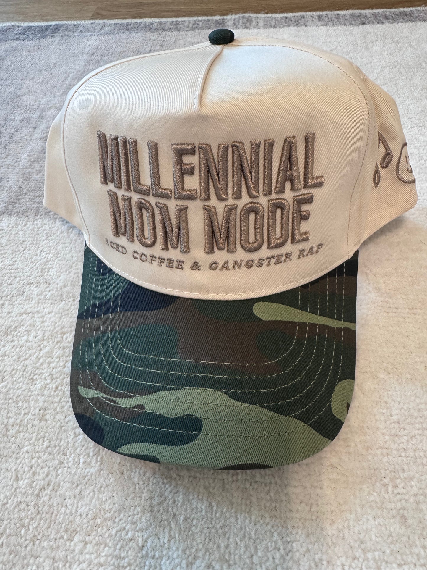Mom mode Trucker hat