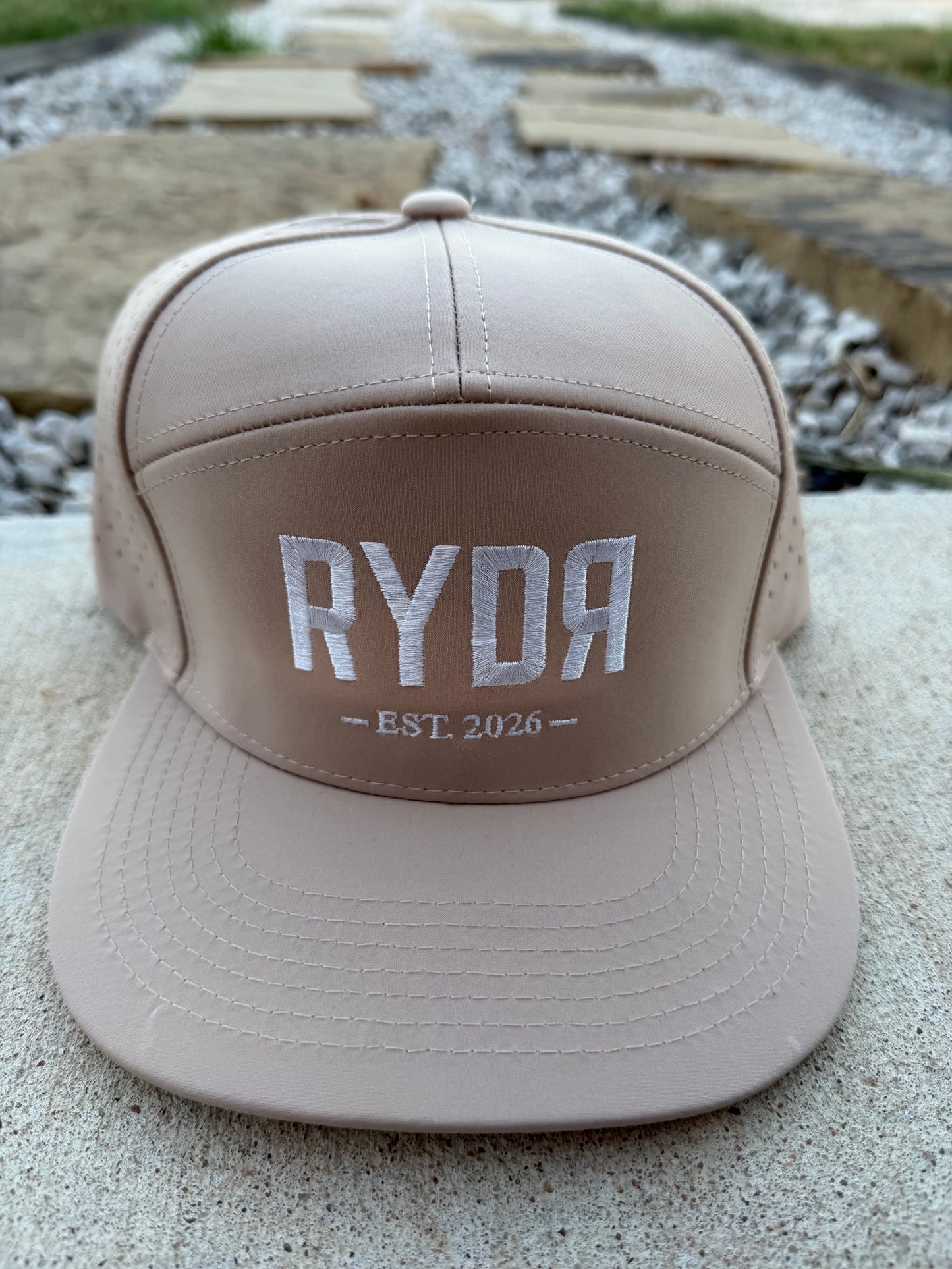 Mens waterproof hat- cream