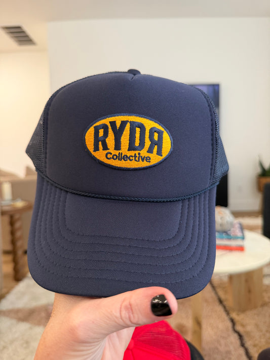 Patch hat navy blue