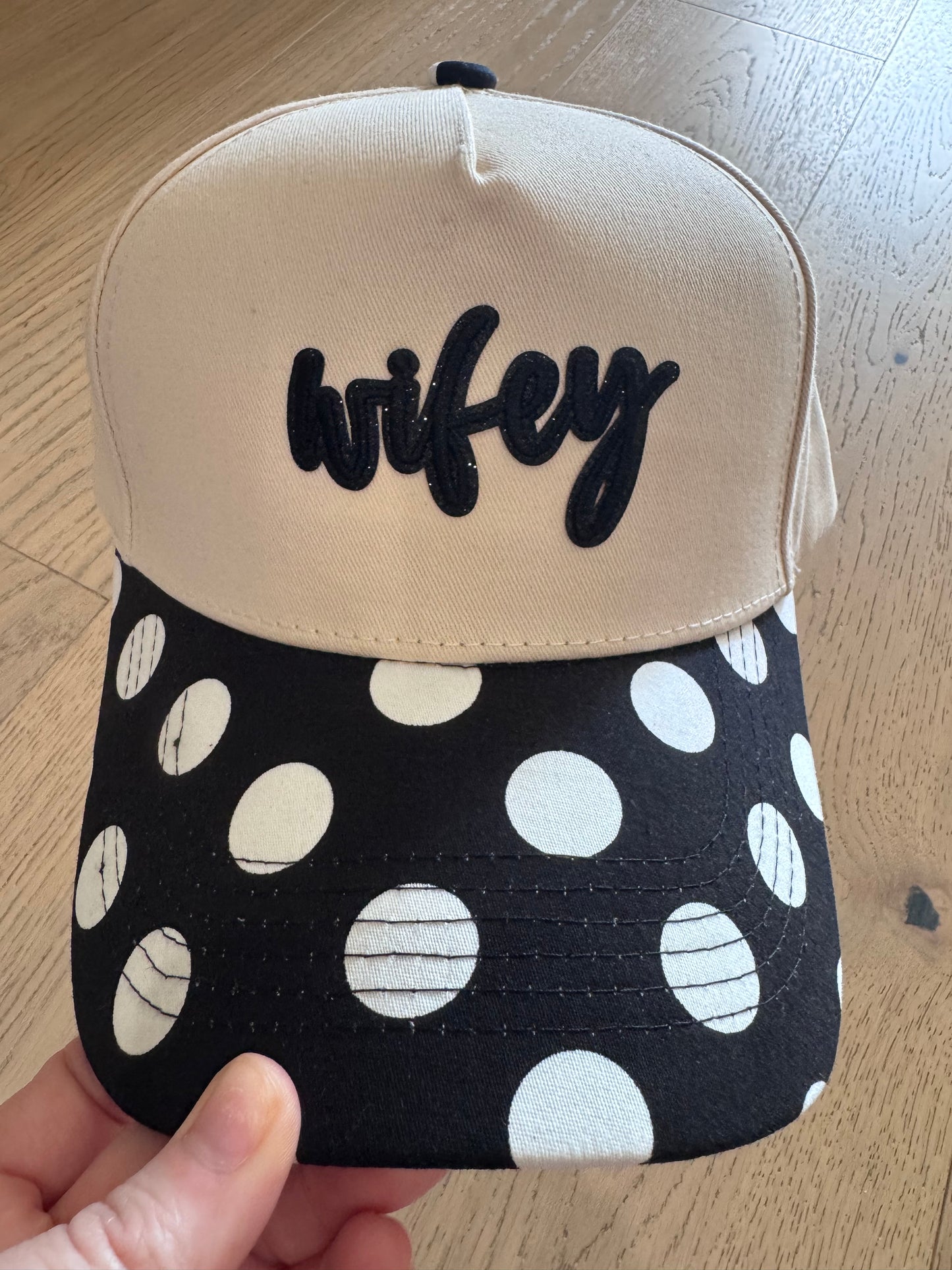 Patch hat- wifey